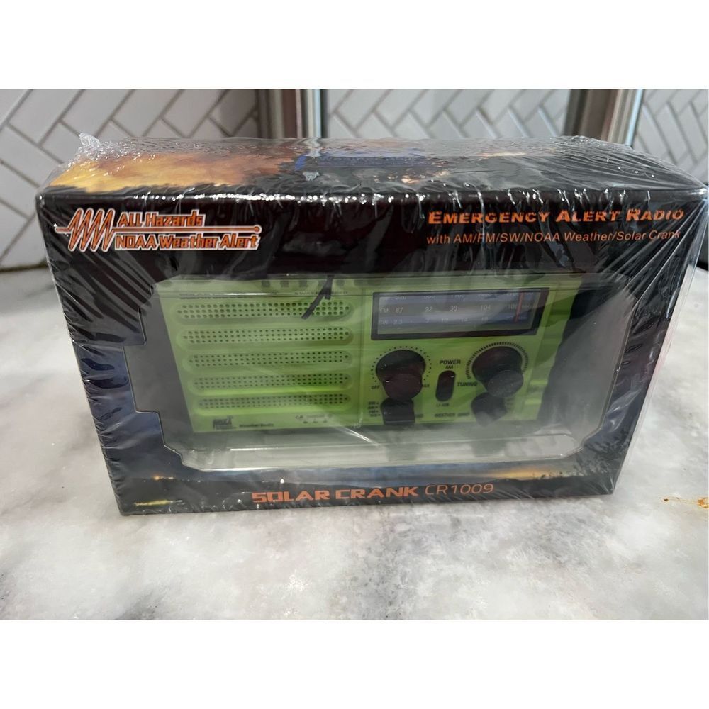 All Hazards NOAA Weather Emergency Alert Solar Crank Radio CR1009
